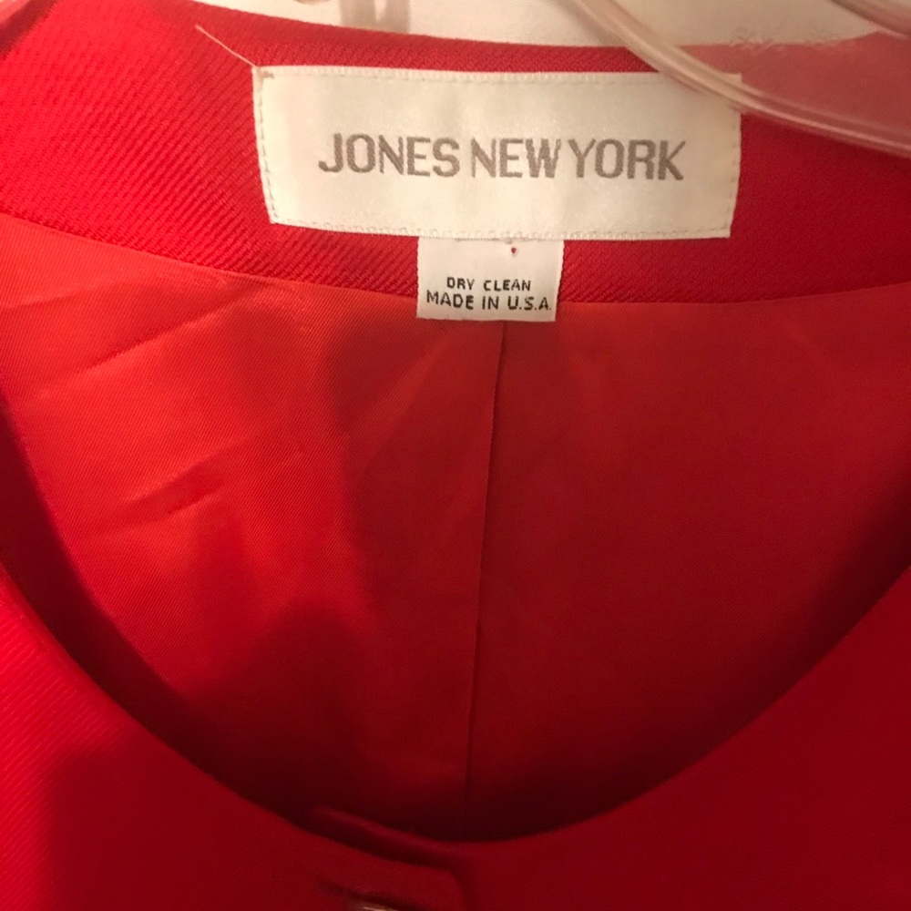 Tops - Picture 5 of 5